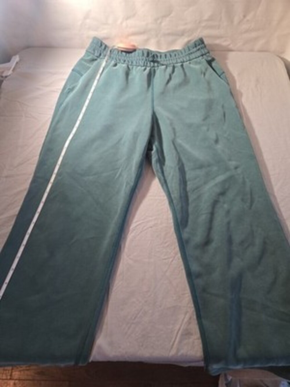 Lululemon Womens Size 8 Groove Pants Green Wide Leg